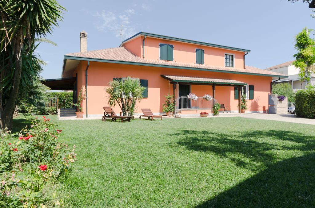 Hotel Borgo Dragani à Ortona Extérieur photo